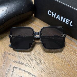 CHANEL Black Oversized Square Sunglasses with Silver CC Accents